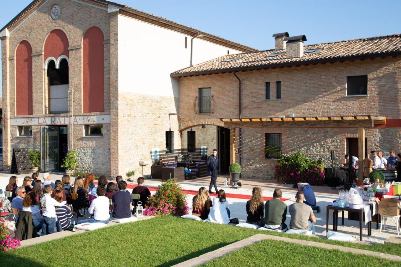 Agriturismo La Ratta Vernasca Ngoại thất bức ảnh